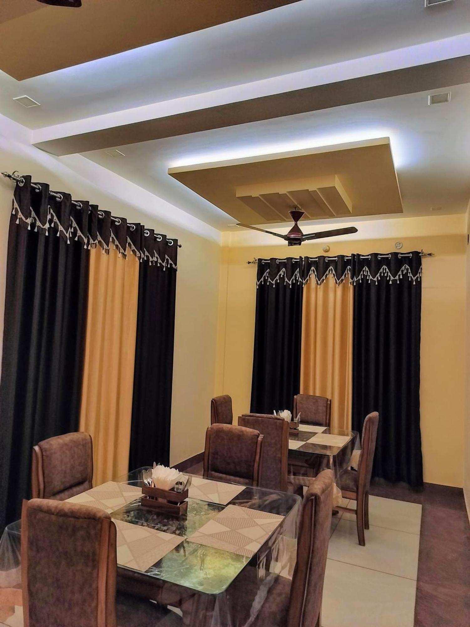 Shree Nanda Guest House Bénarès Extérieur photo